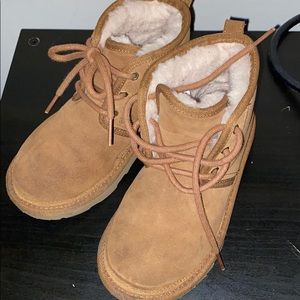 Boy ugg boots